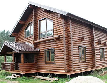 Дом из бревна 8х10 м